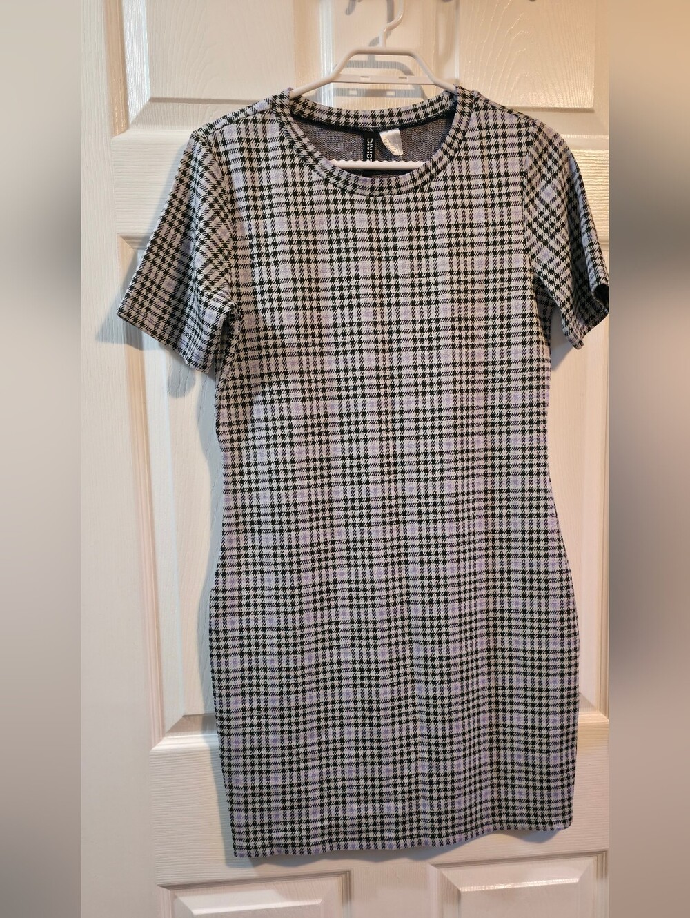 4/$67 Deal! Divided Plaid Short Sleeve Midi Dress in Black and White